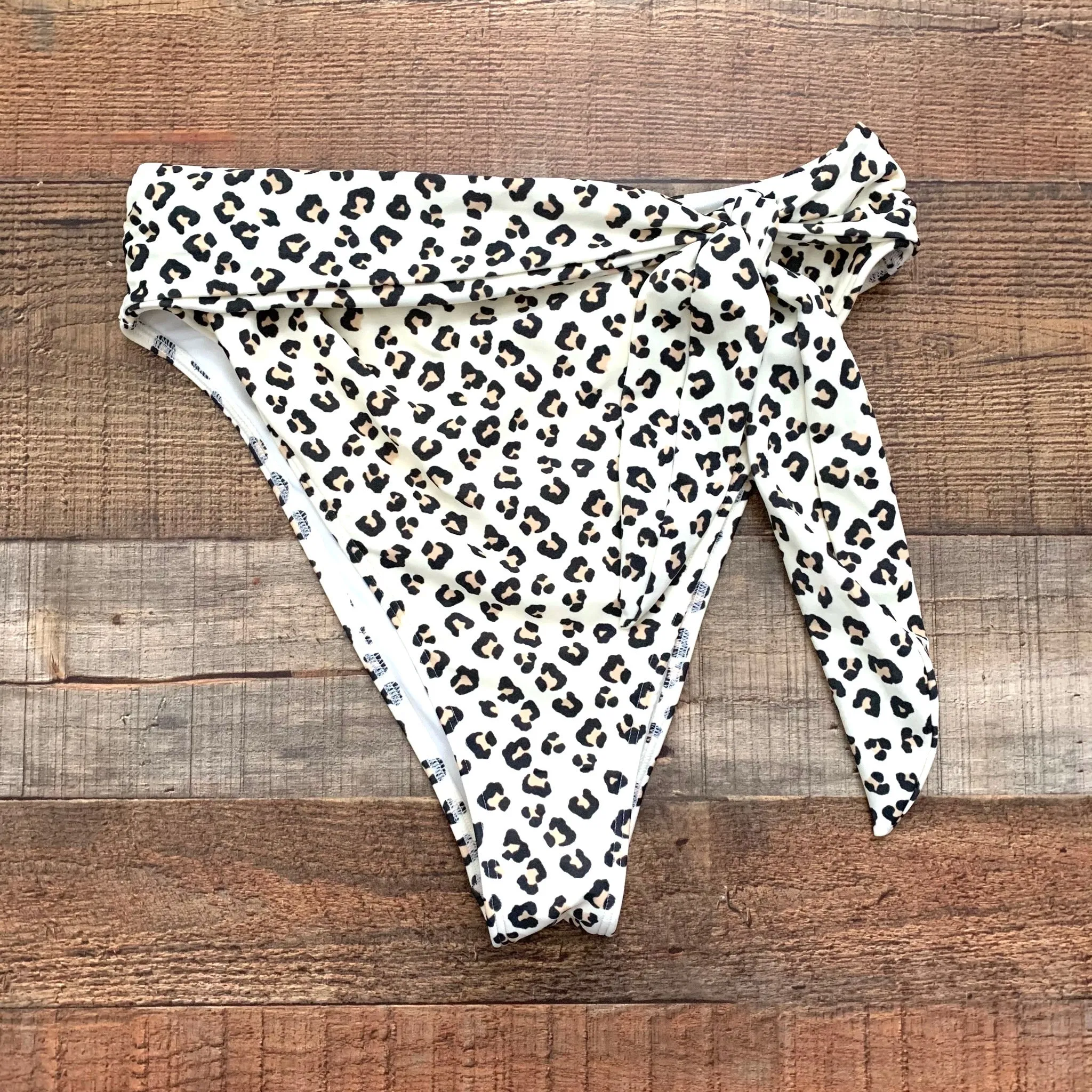 Abercrombie & Fitch Cream Animal Print High Leg Cheeky Swimsuit Bottom NWT- Size M (We have matching top)