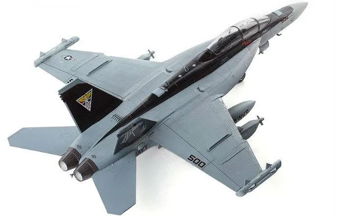 Academy Aircraft 1/72 EA-18G VAQ141 "Shadow Hawks" Fighter Kit