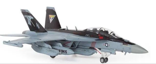 Academy Aircraft 1/72 EA-18G VAQ141 "Shadow Hawks" Fighter Kit