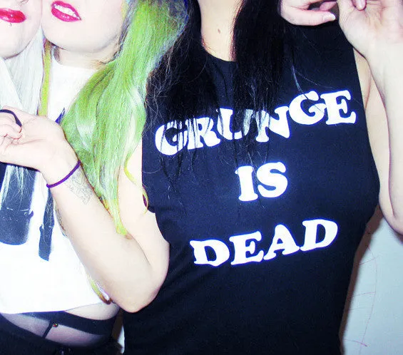 GRUNGE IS DEAD TEE