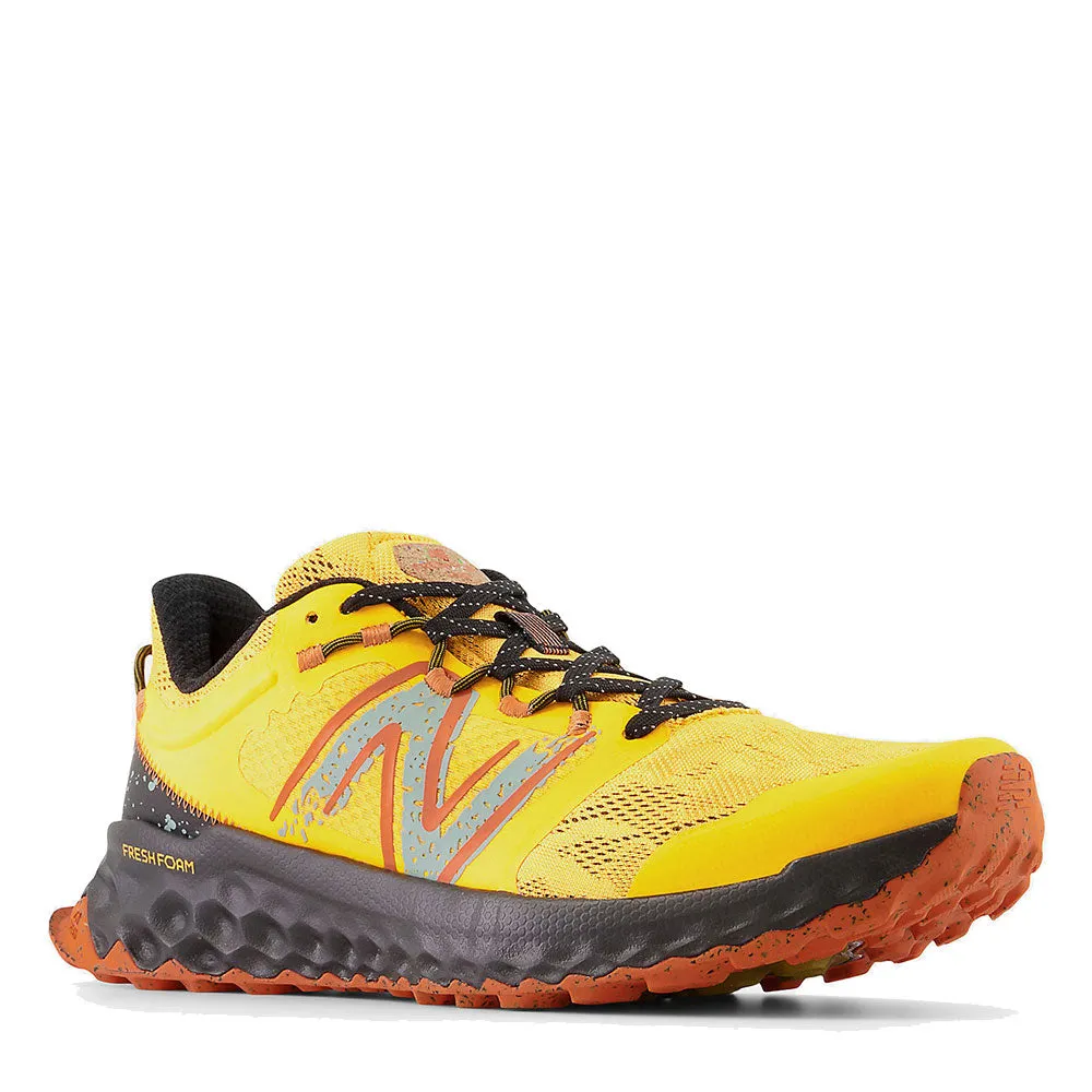 Scarpe Uomo NEW BALANCE Sneakers Running Fresh Foam Garoe colore Hot Marigold Black e Cayenne