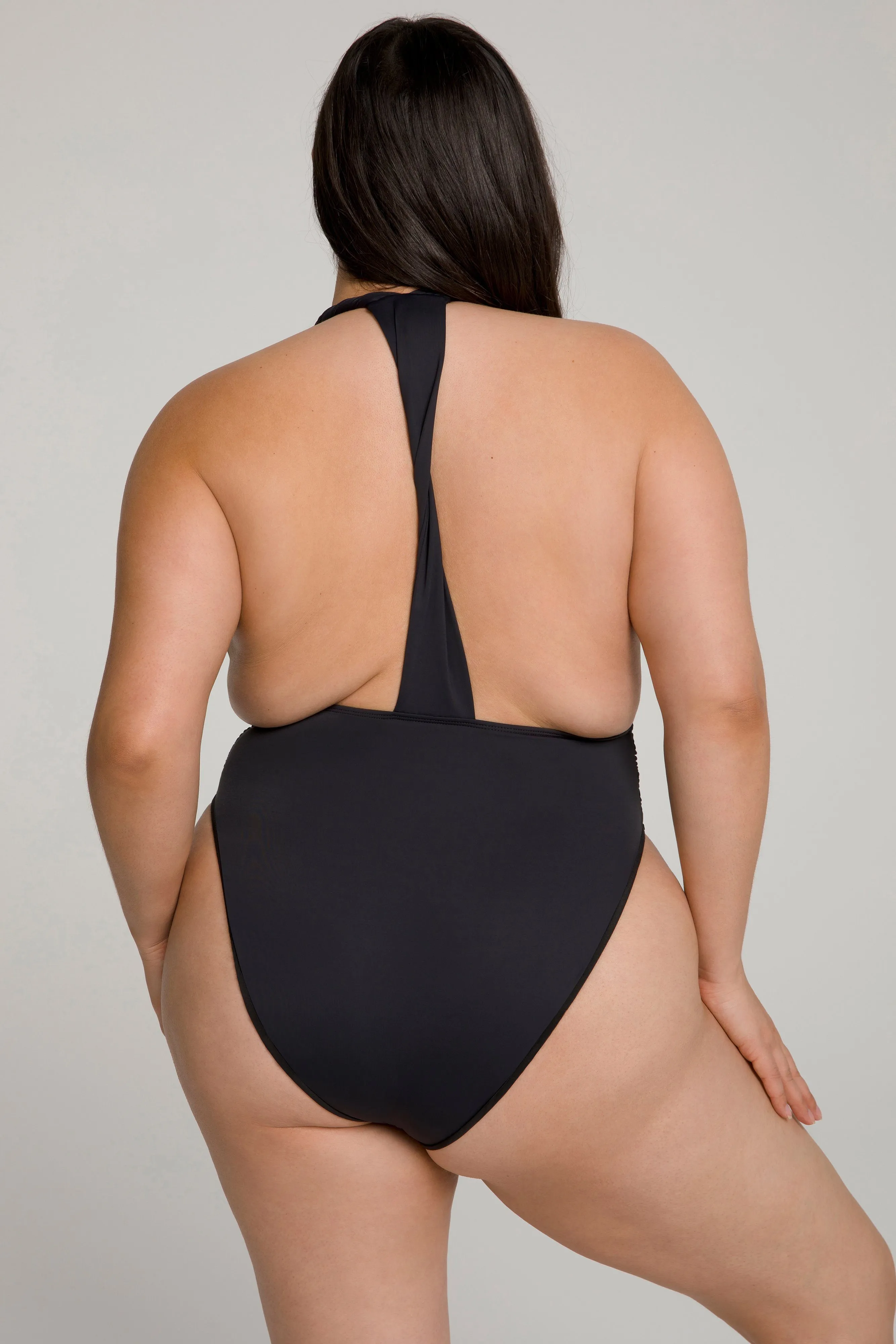 WAIST CINCHER ONE-PIECE | BLACK001